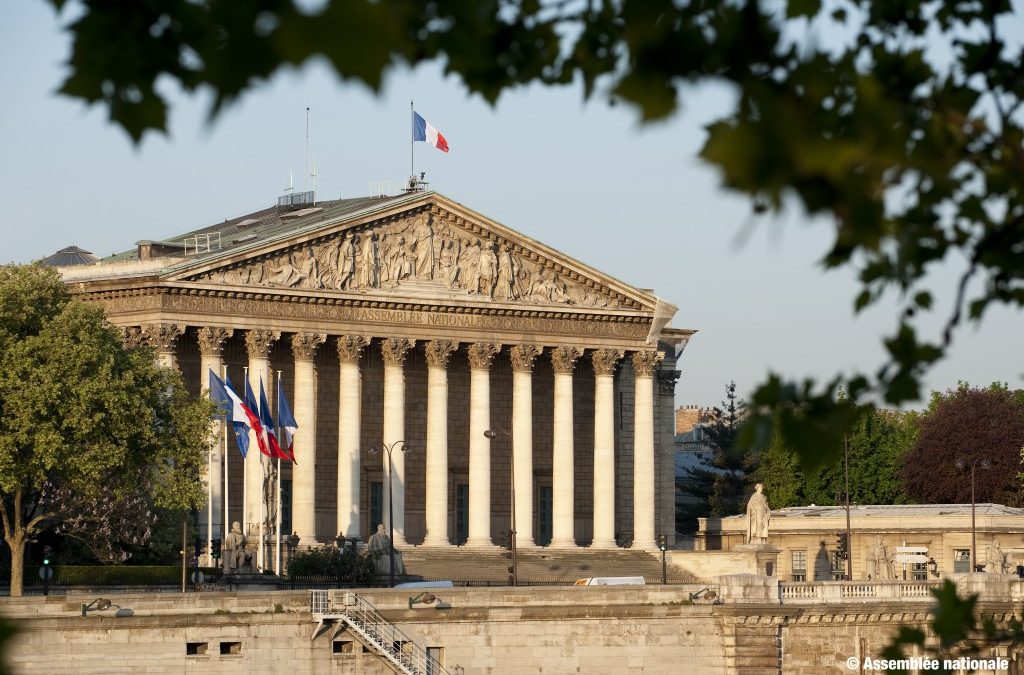 une visite de l’assemblée (jeu réservé aux nouveaux électeurs)